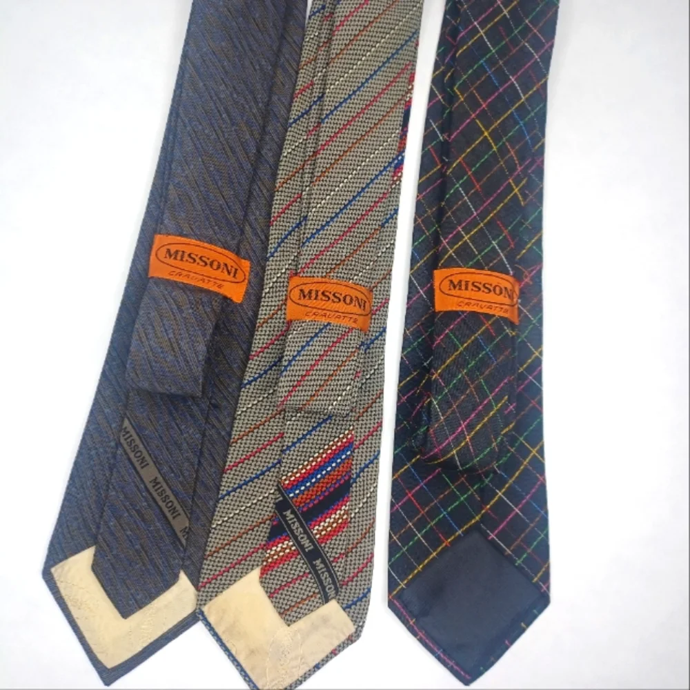 Set of (3) Missoni Silk Vtg. Skinny Neckties - Picture 5 of 6